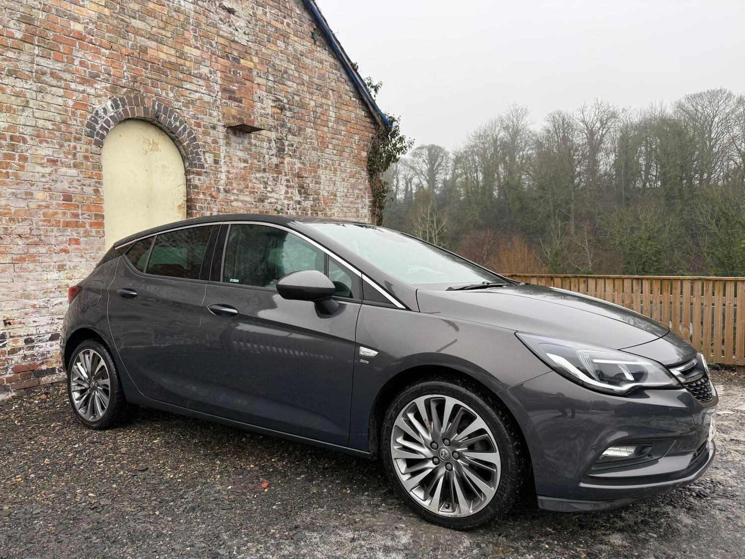 Used Vauxhall Astra 2016 for sale - 77143383: Photo 1