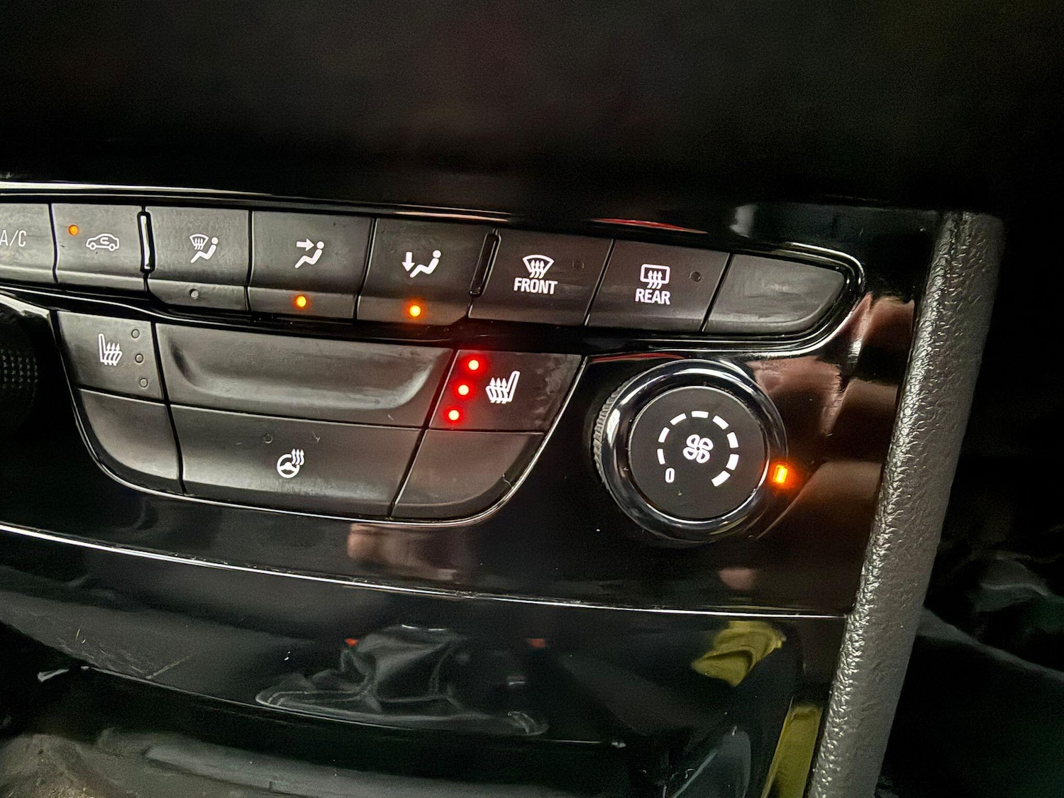 Used Vauxhall Astra 2016 for sale - 77143383: Photo 21