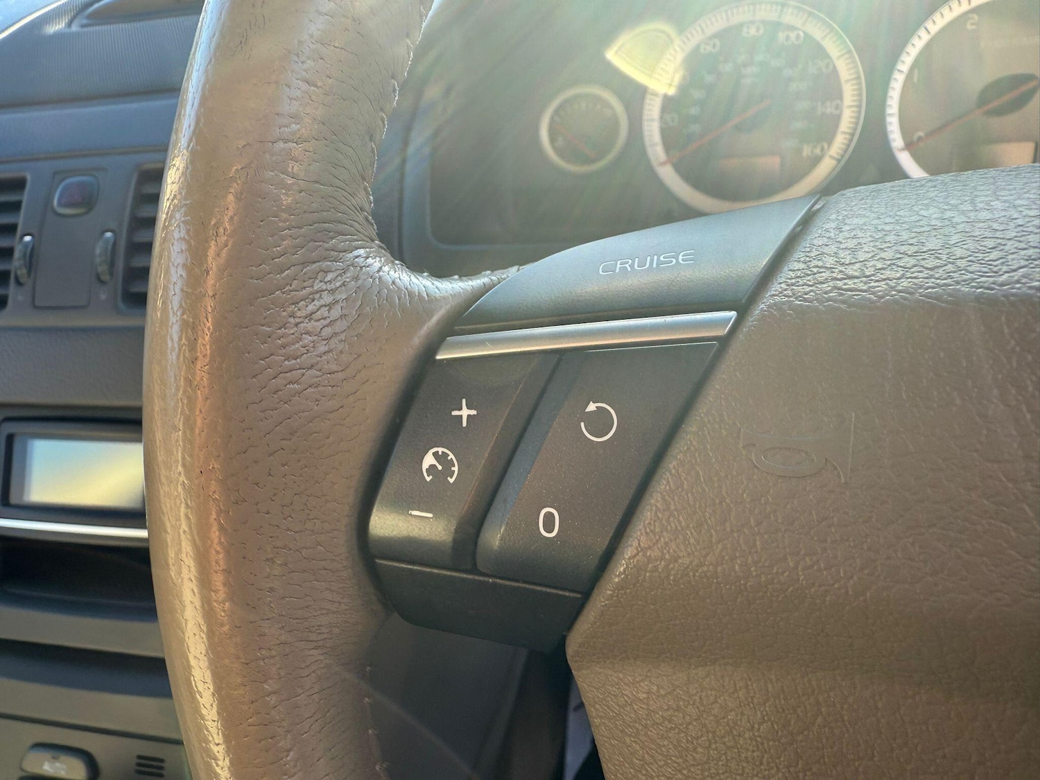 Used Volvo XC90 2010 for sale - 76646229: Photo 21