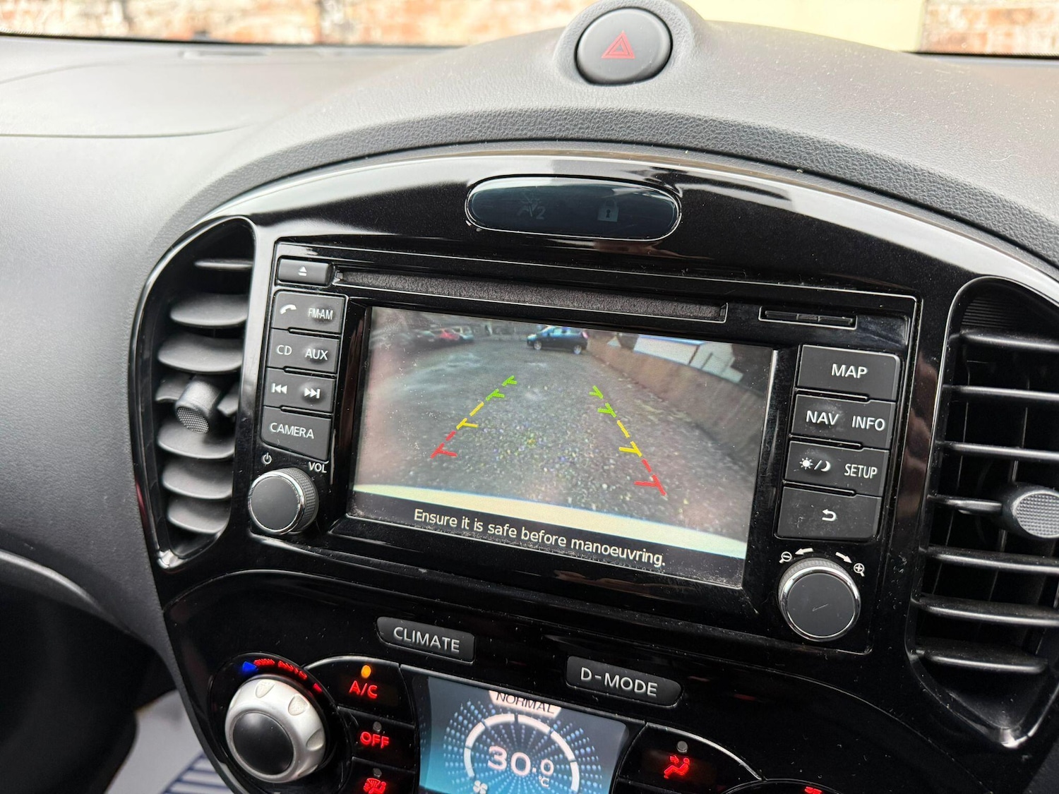 Used Nissan Juke 2013 for sale - 77305507: Photo 22