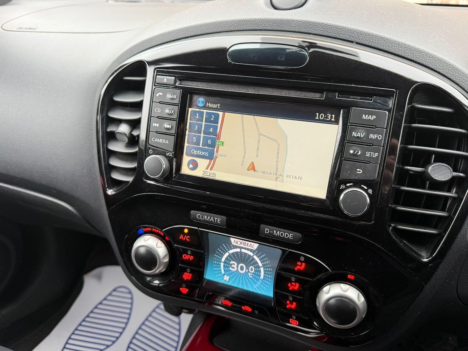 Used Nissan Juke 2013 for sale - 77305507: Photo 23