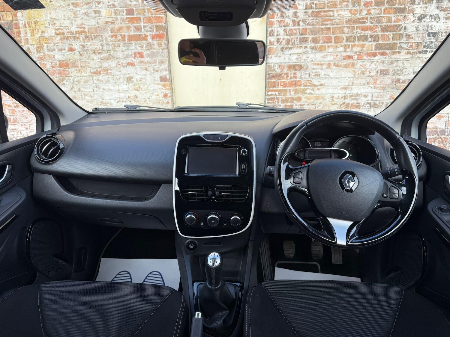 Used Renault Clio 2016 for sale - 77737573: Photo 14