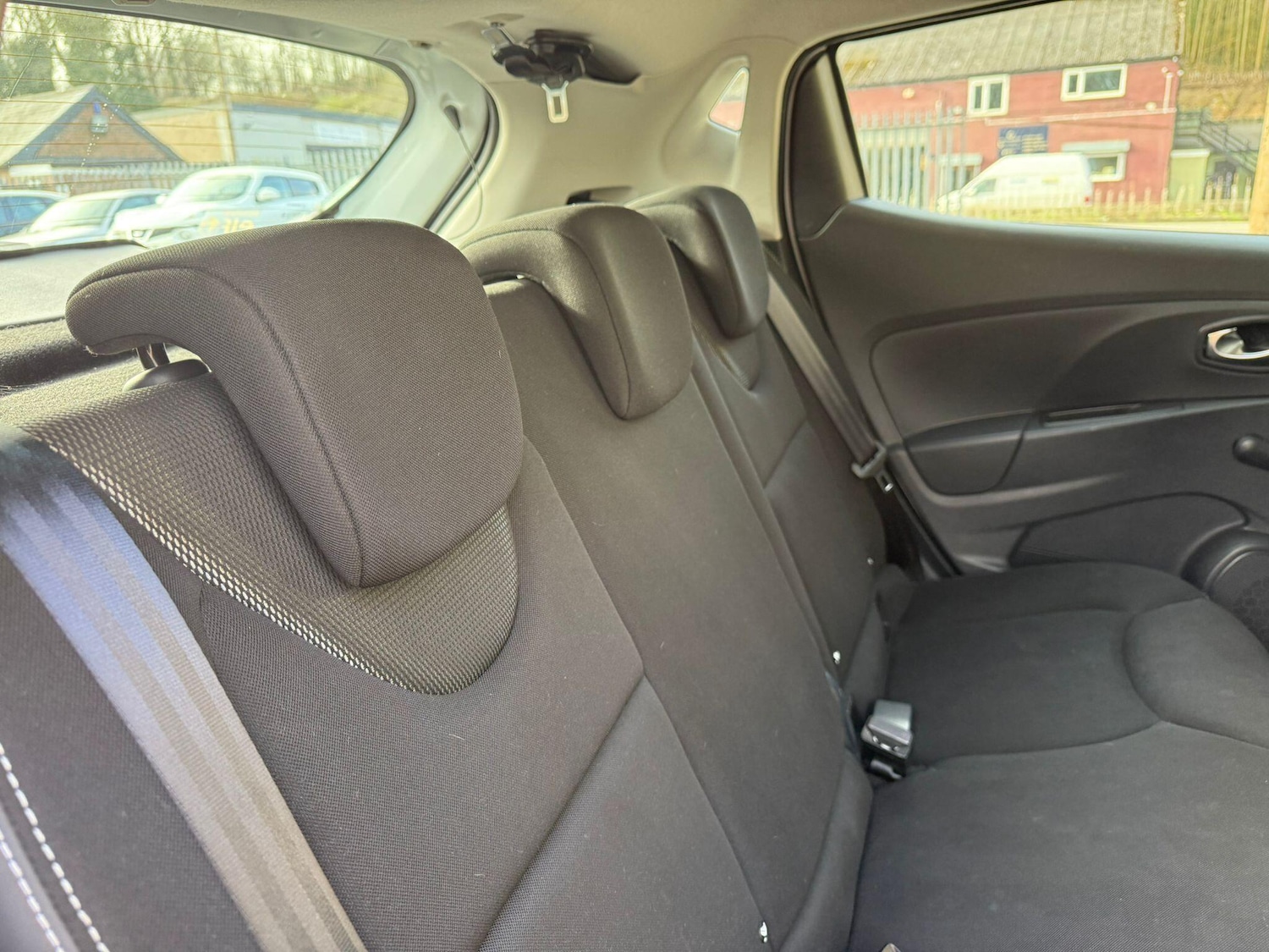 Used Renault Clio 2016 for sale - 77737573: Photo 18