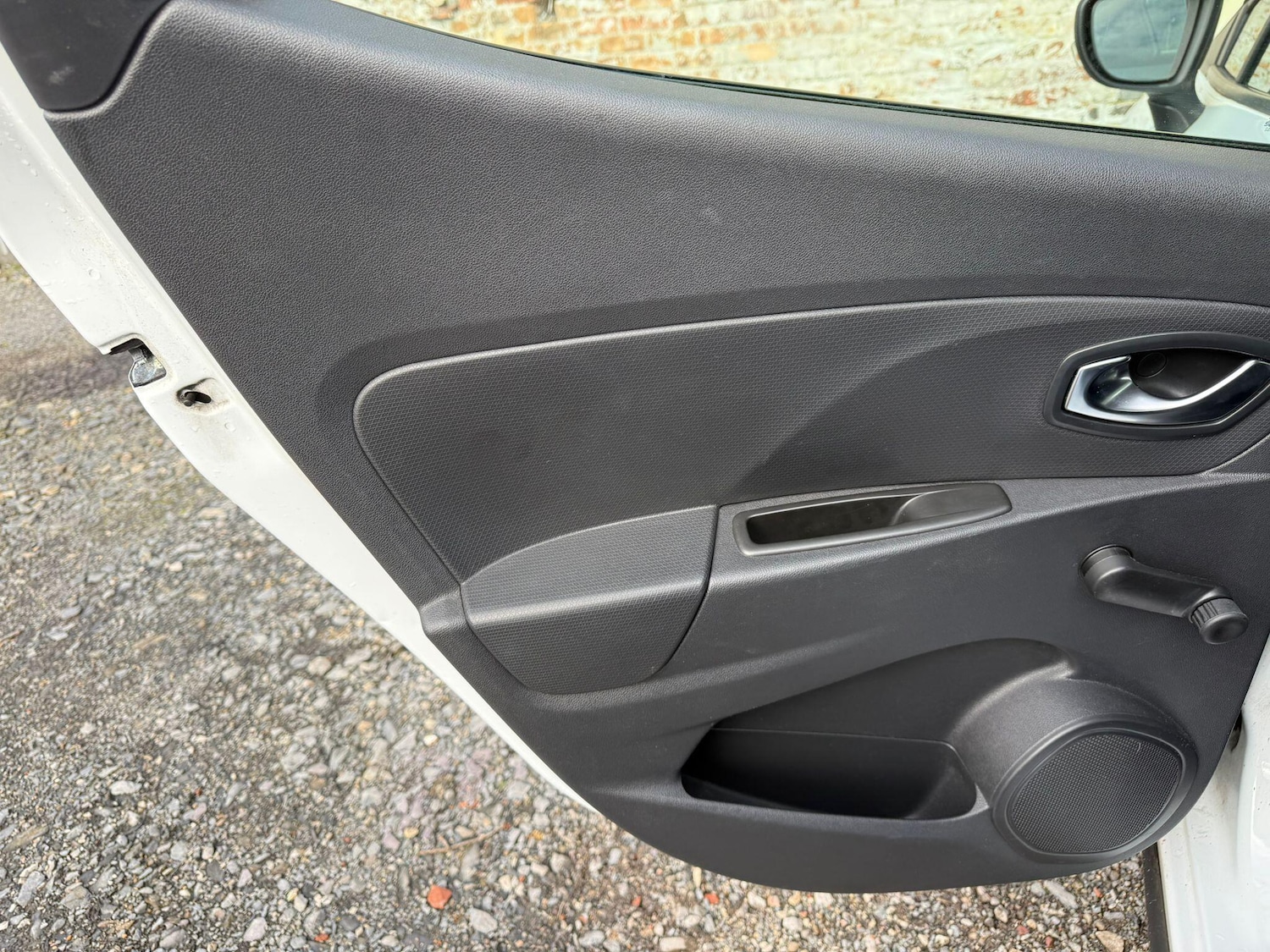 Used Renault Clio 2016 for sale - 77737573: Photo 25