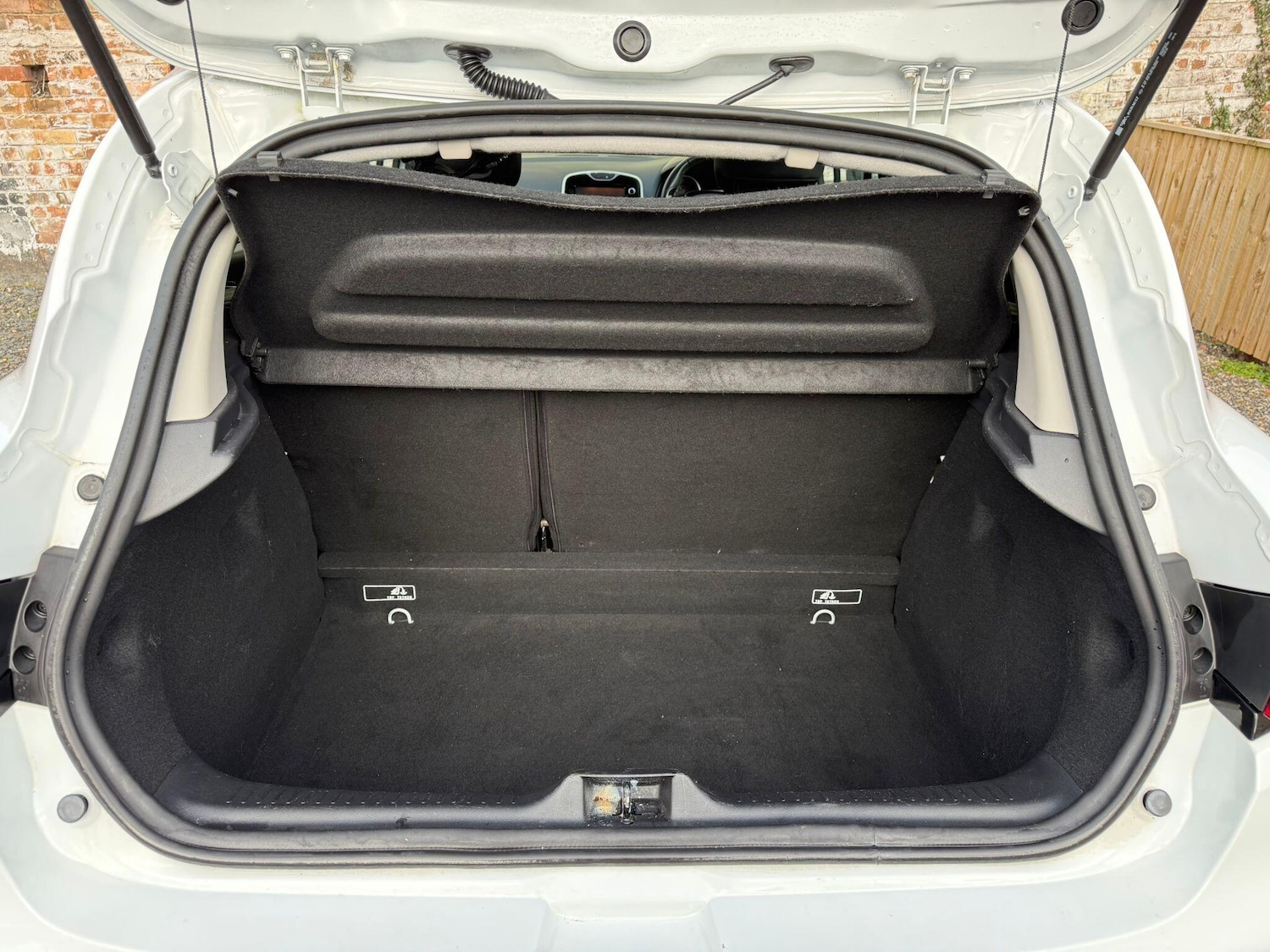 Used Renault Clio 2016 for sale - 77737573: Photo 34