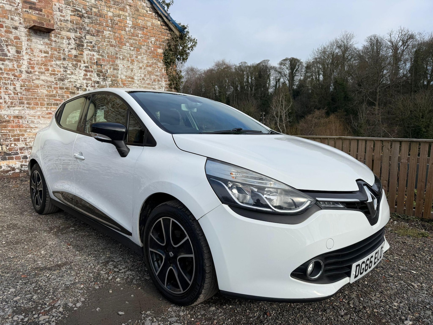 Used Renault Clio 2016 for sale - 77737573: Photo 5