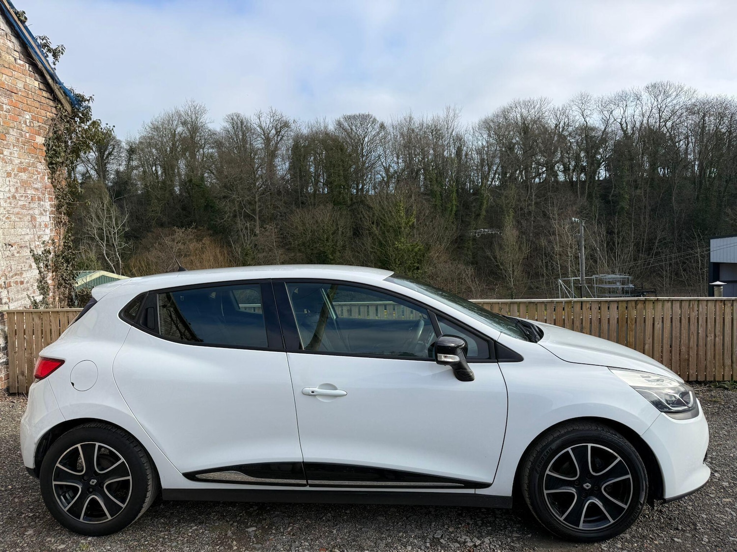 Used Renault Clio 2016 for sale - 77737573: Photo 9