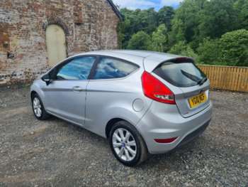 Used Ford Fiesta 2010 for sale - 74810840: Photo