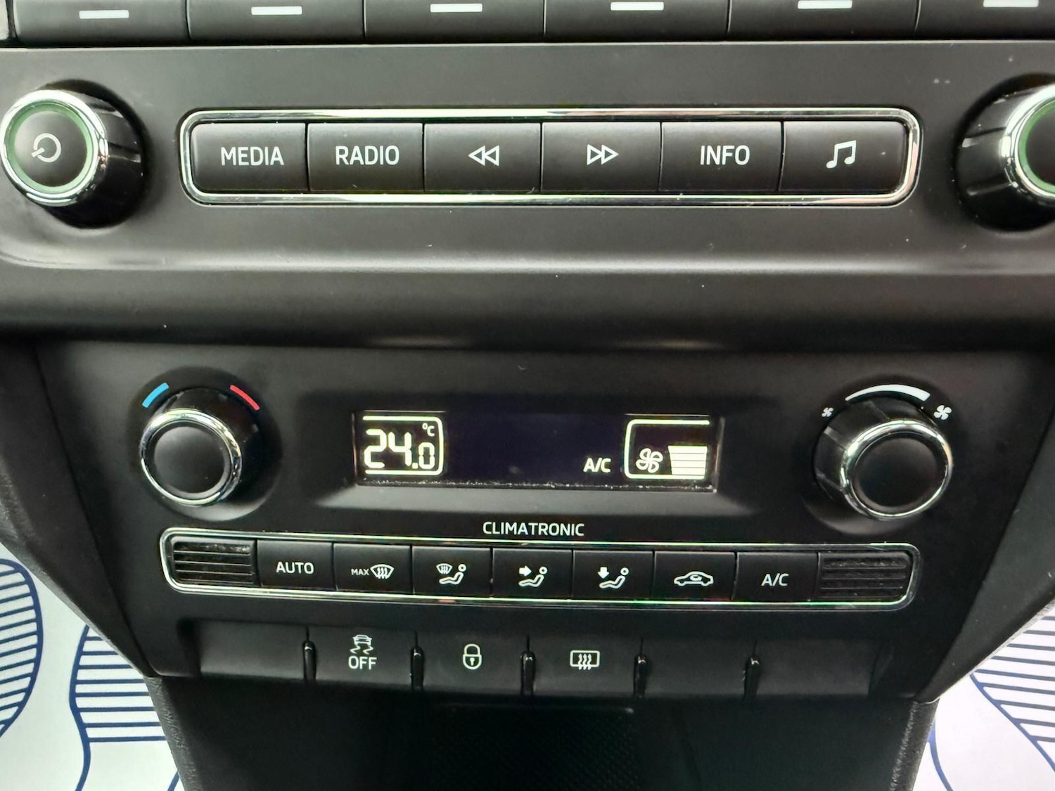 Used Skoda Rapid Spaceback 2014 for sale - 76781398: Photo 19