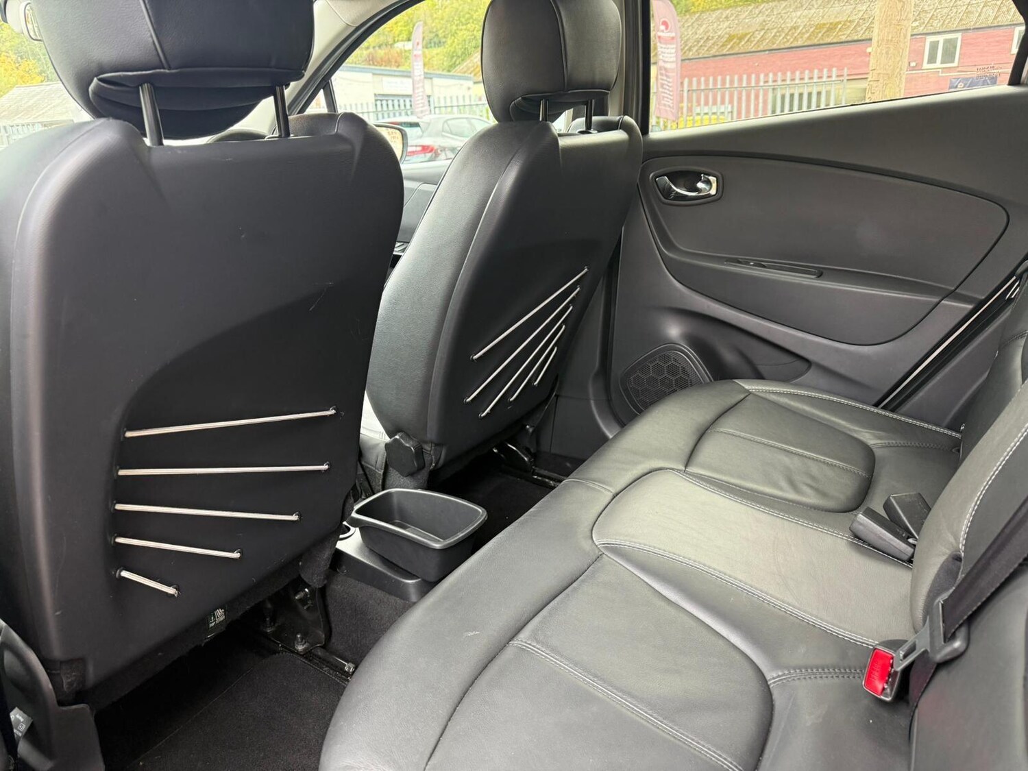 Used Renault Captur 2016 for sale - 76337821: Photo 15