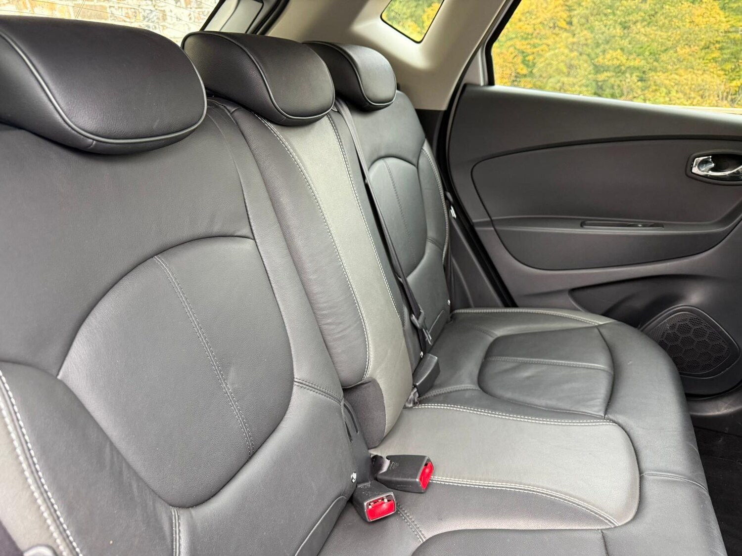 Used Renault Captur 2016 for sale - 76337821: Photo 16