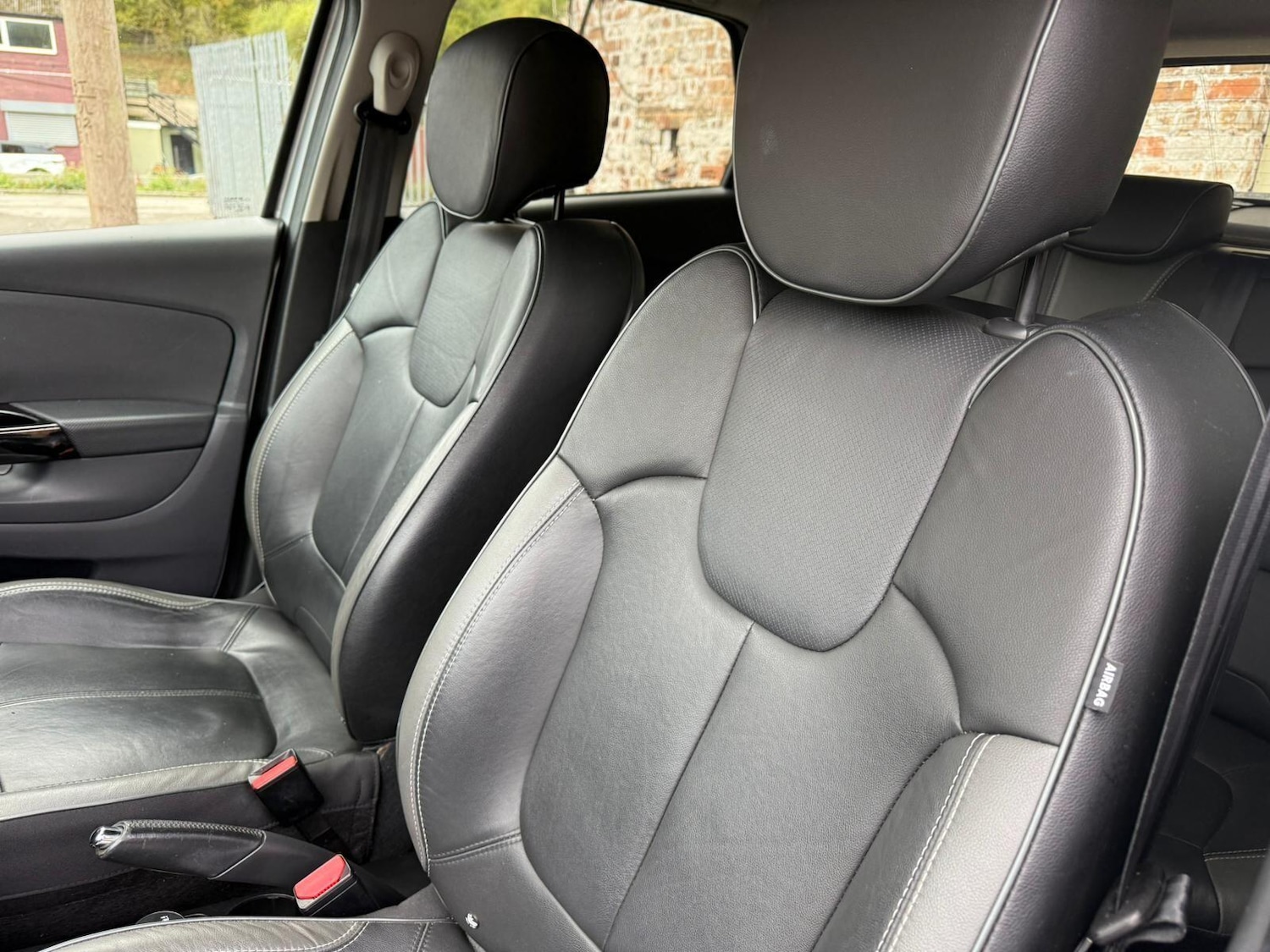 Used Renault Captur 2016 for sale - 76337821: Photo 37