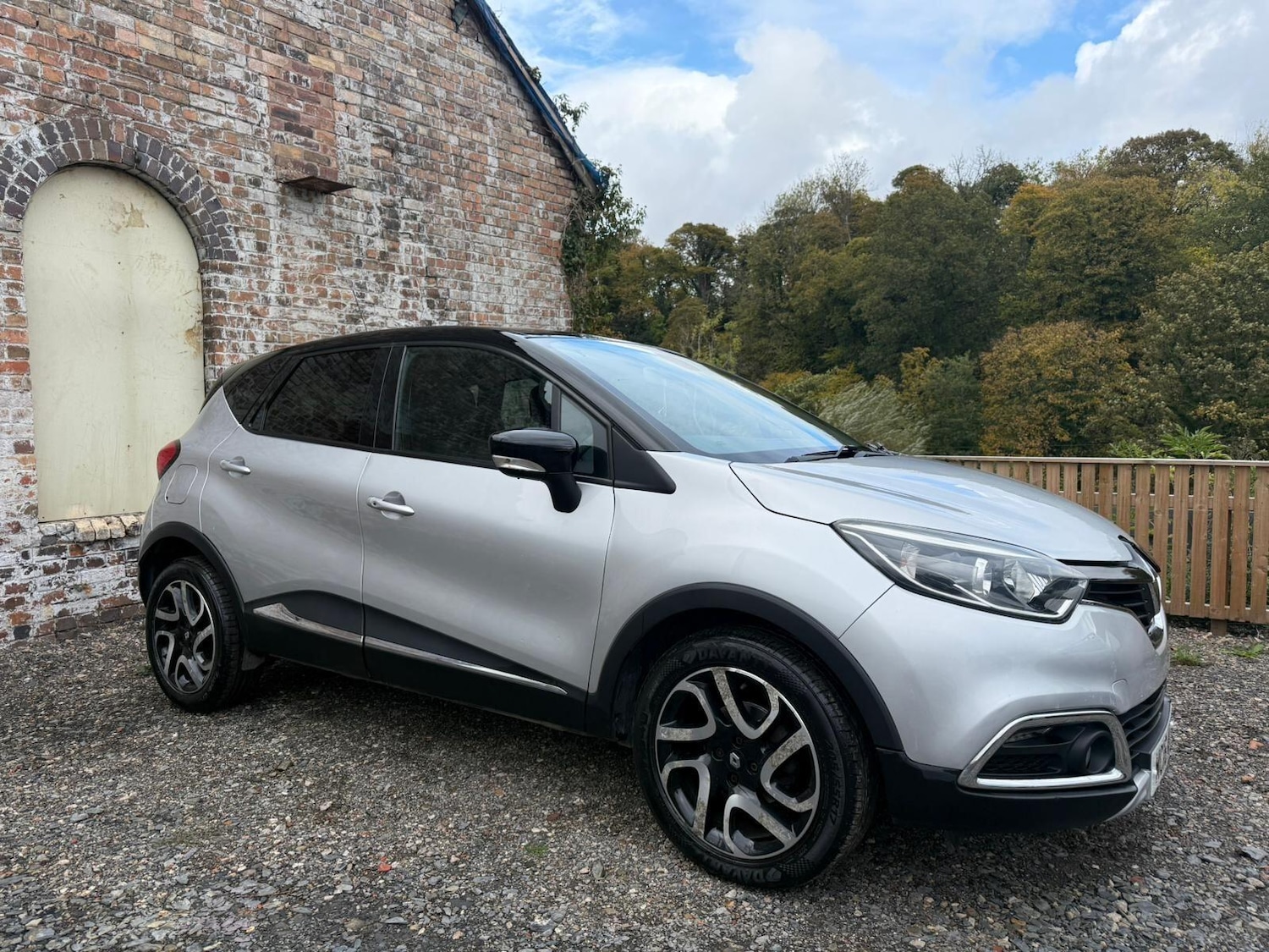 Used Renault Captur 2016 for sale - 76337821: Photo 5