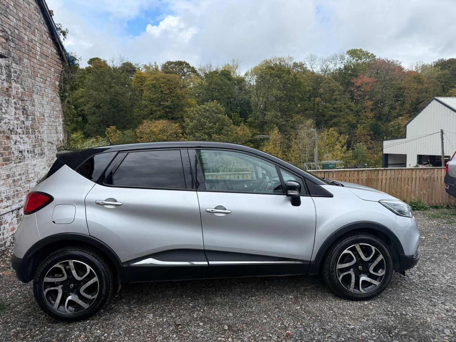 Used Renault Captur 2016 for sale - 76337821: Photo 8