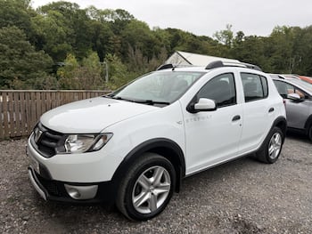 Used Dacia Sandero Stepway 2016 for sale - 79802256: Photo
