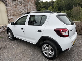 Used Dacia Sandero Stepway 2016 for sale - 79802256: Photo