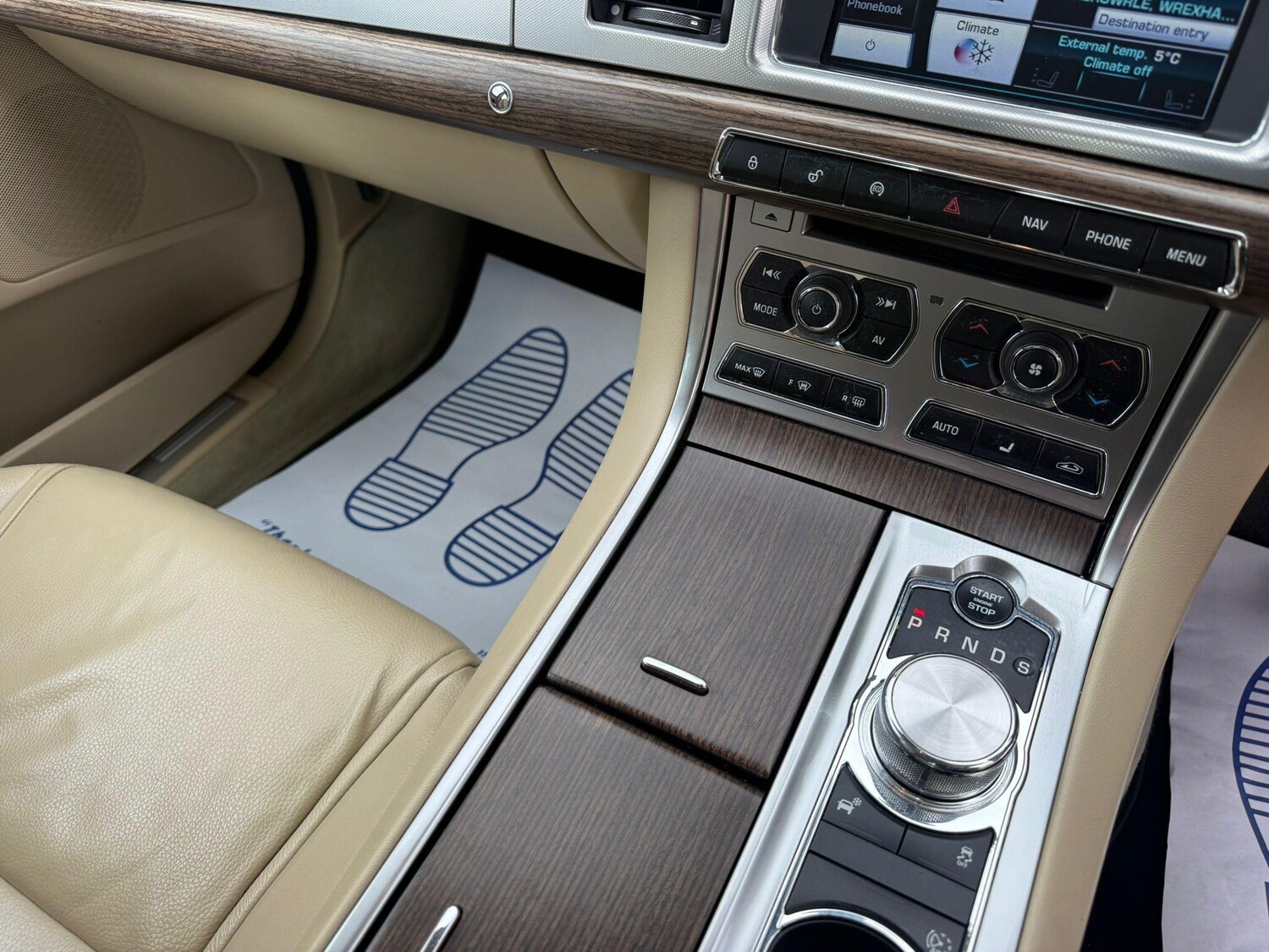 Used Jaguar XF 2014 for sale - 77574708: Photo 11