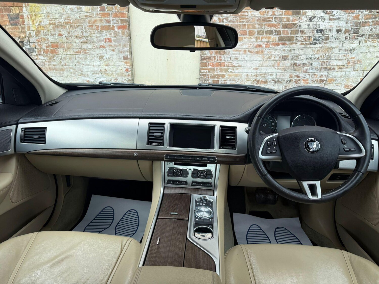 Used Jaguar XF 2014 for sale - 77574708: Photo 15