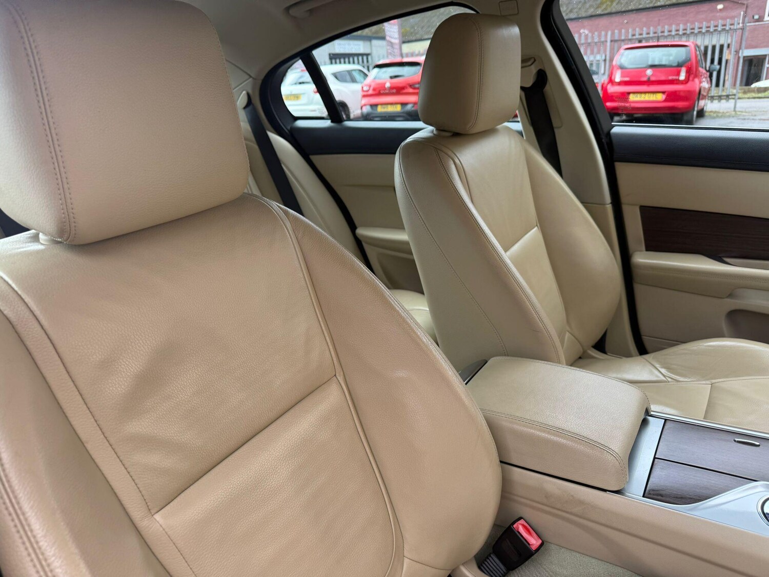 Used Jaguar XF 2014 for sale - 77574708: Photo 16