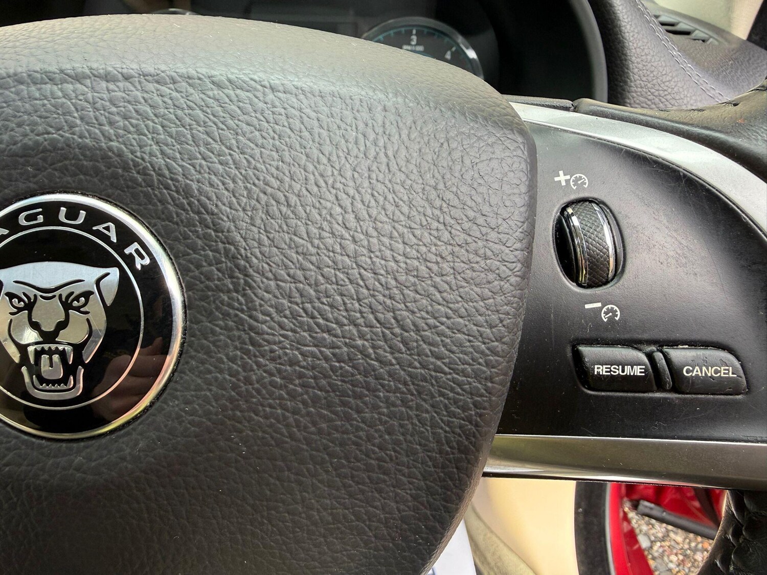 Used Jaguar XF 2014 for sale - 77574708: Photo 24