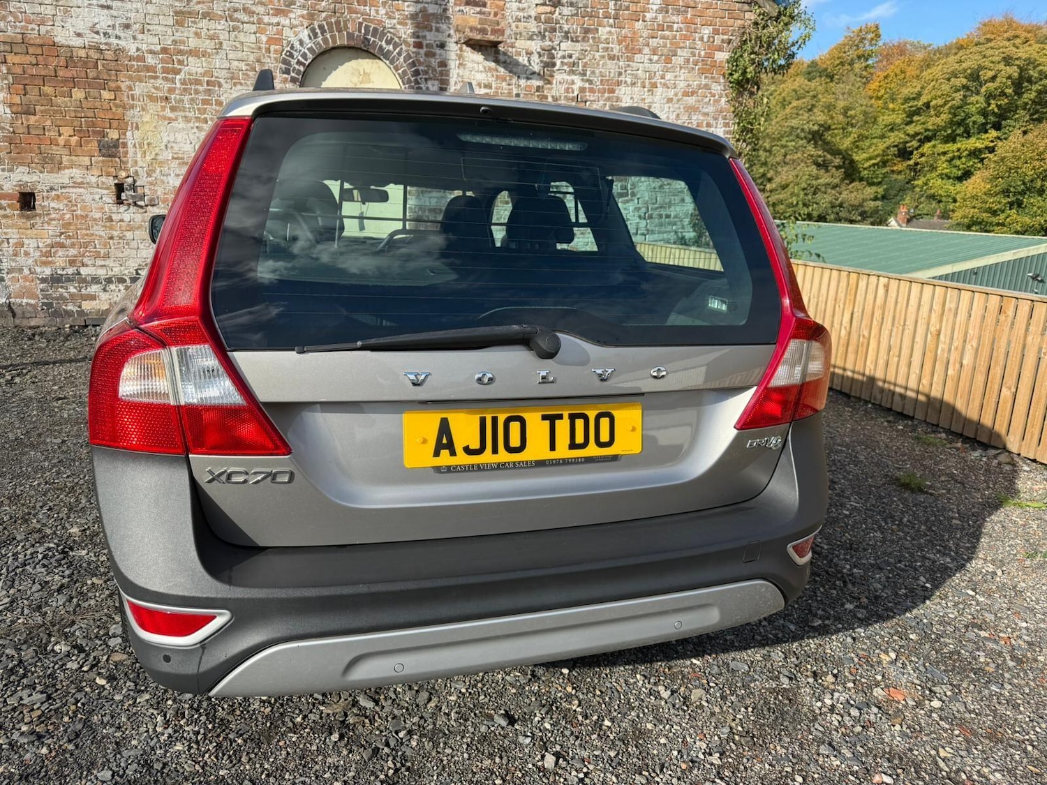 Used Volvo XC70 2010 for sale - 76349215: Photo 11