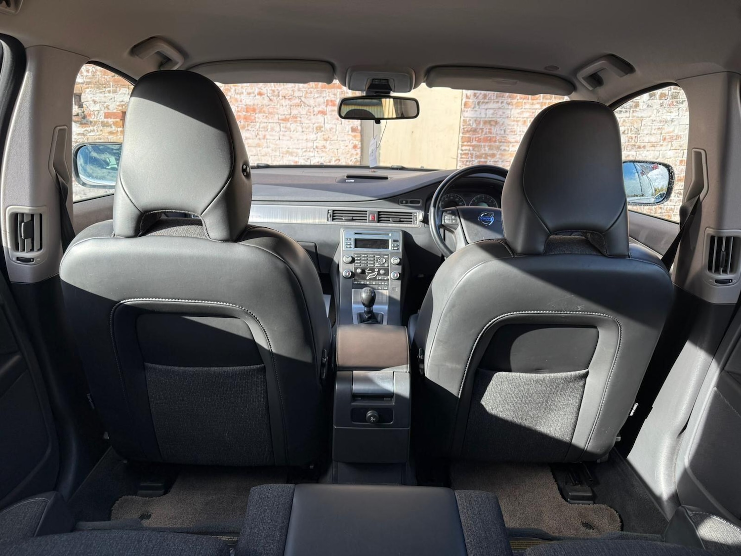 Used Volvo XC70 2010 for sale - 76349215: Photo 15