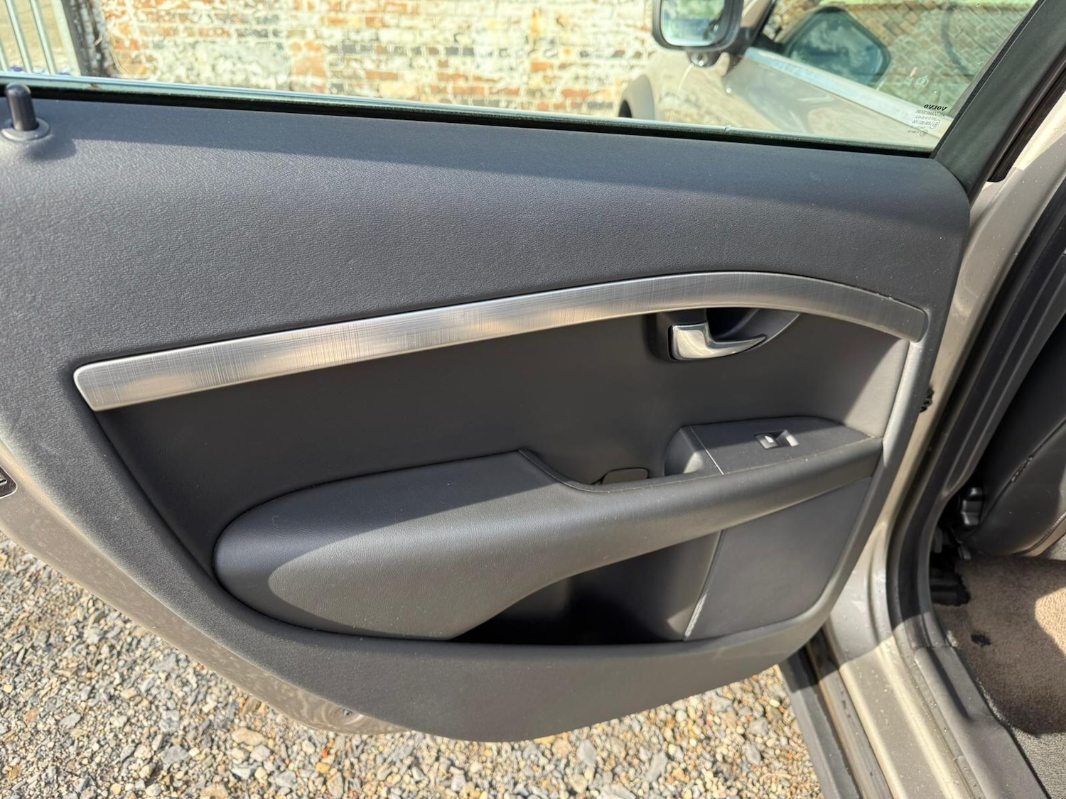 Used Volvo XC70 2010 for sale - 76349215: Photo 34