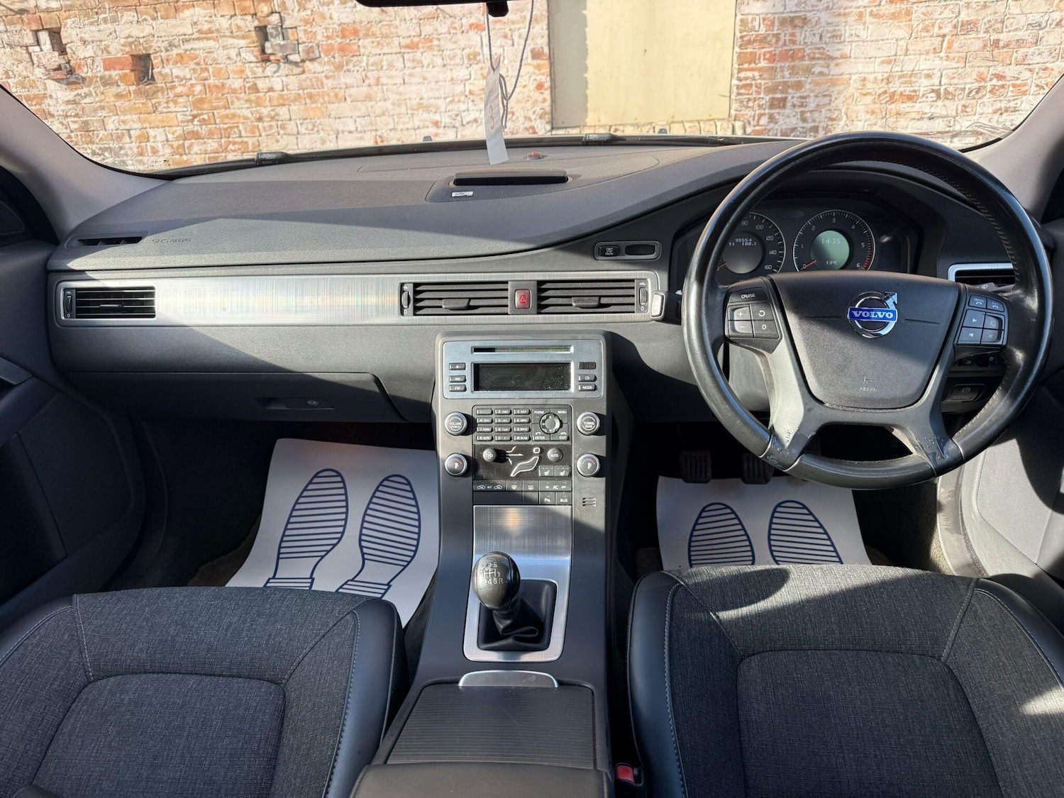 Used Volvo XC70 2010 for sale - 76349215: Photo 6