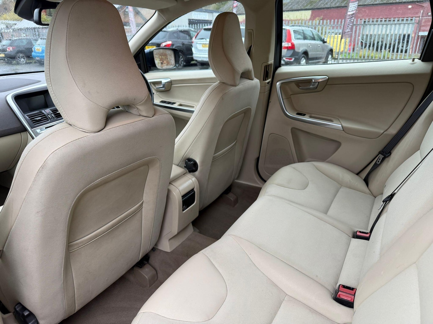 Used Volvo XC60 2011 for sale - 76550135: Photo 16