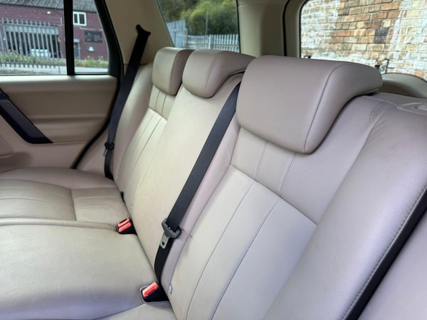 Used Land Rover Freelander 2 2013 for sale - 76214684: Photo 13