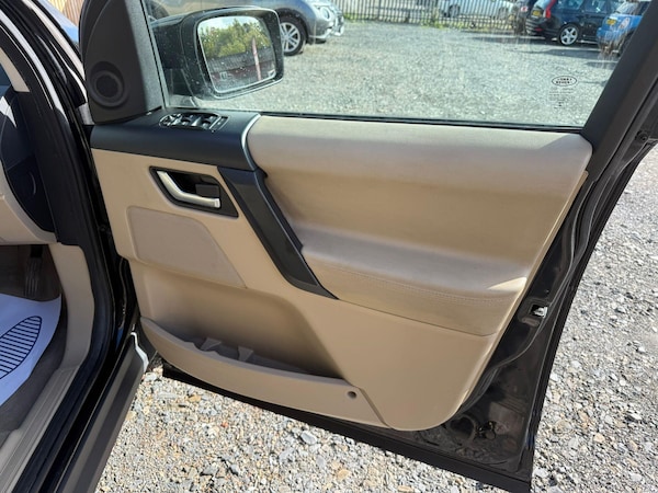 Used Land Rover Freelander 2 2013 for sale - 76214684: Photo 28
