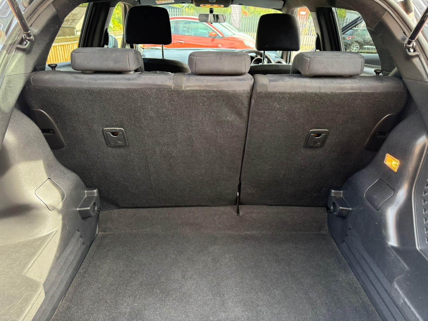 Vehicle 33