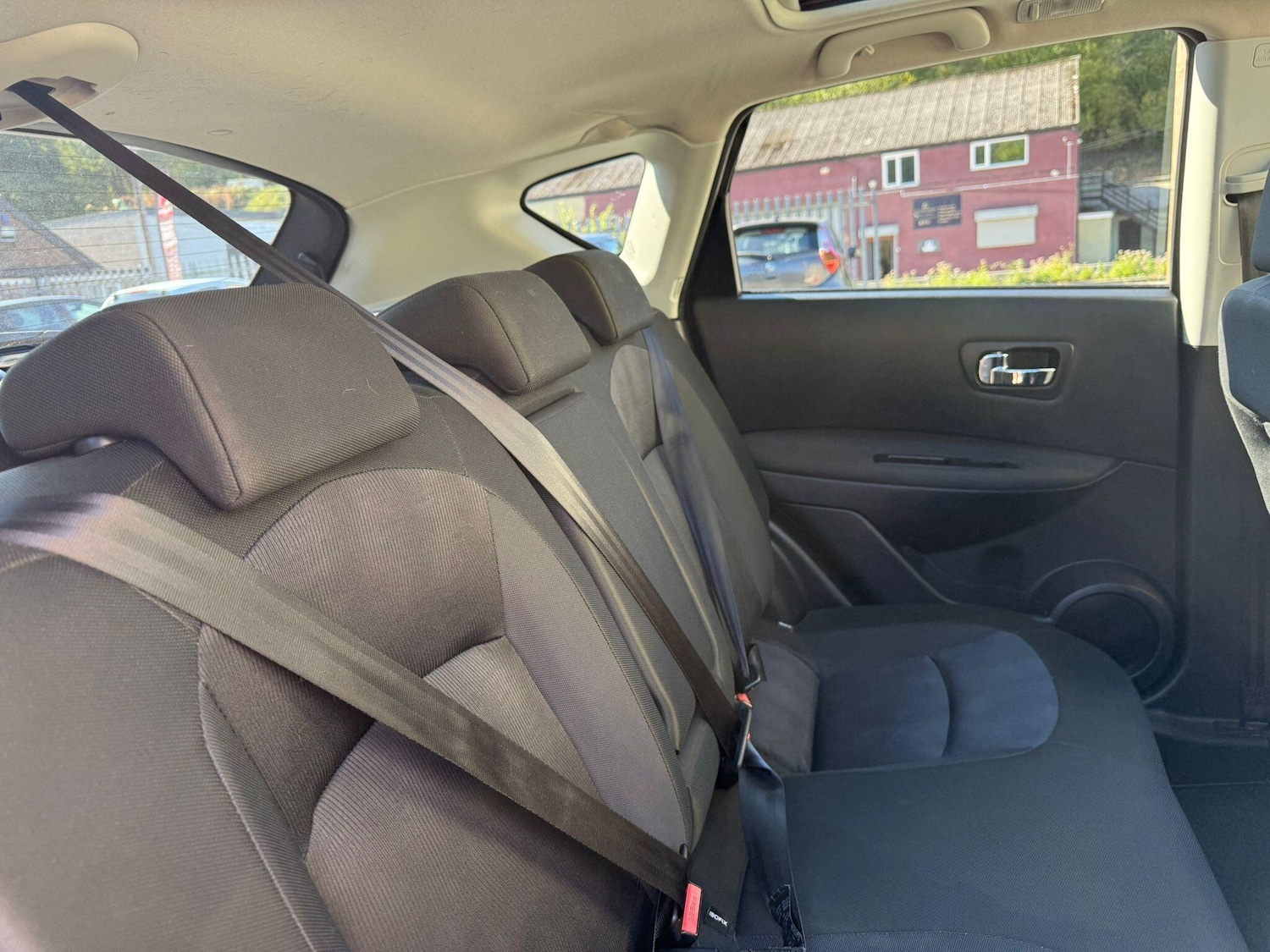 Used Nissan Qashqai 2012 for sale - 76041758: Photo 14