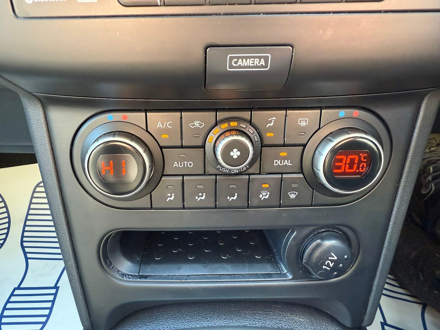 Used Nissan Qashqai 2012 for sale - 76041758: Photo 8