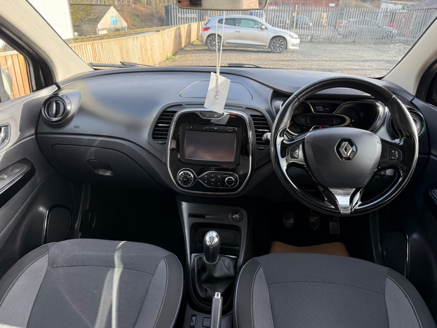 Used Renault Captur 2015 for sale - 77510259: Photo 10