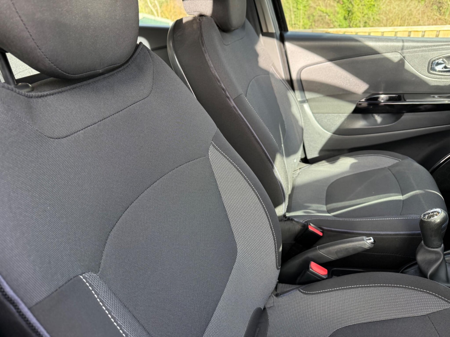 Used Renault Captur 2015 for sale - 77510259: Photo 12