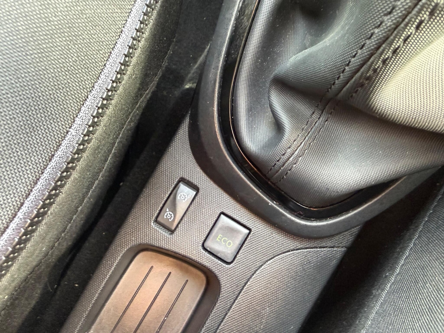 Used Renault Captur 2015 for sale - 77510259: Photo 18