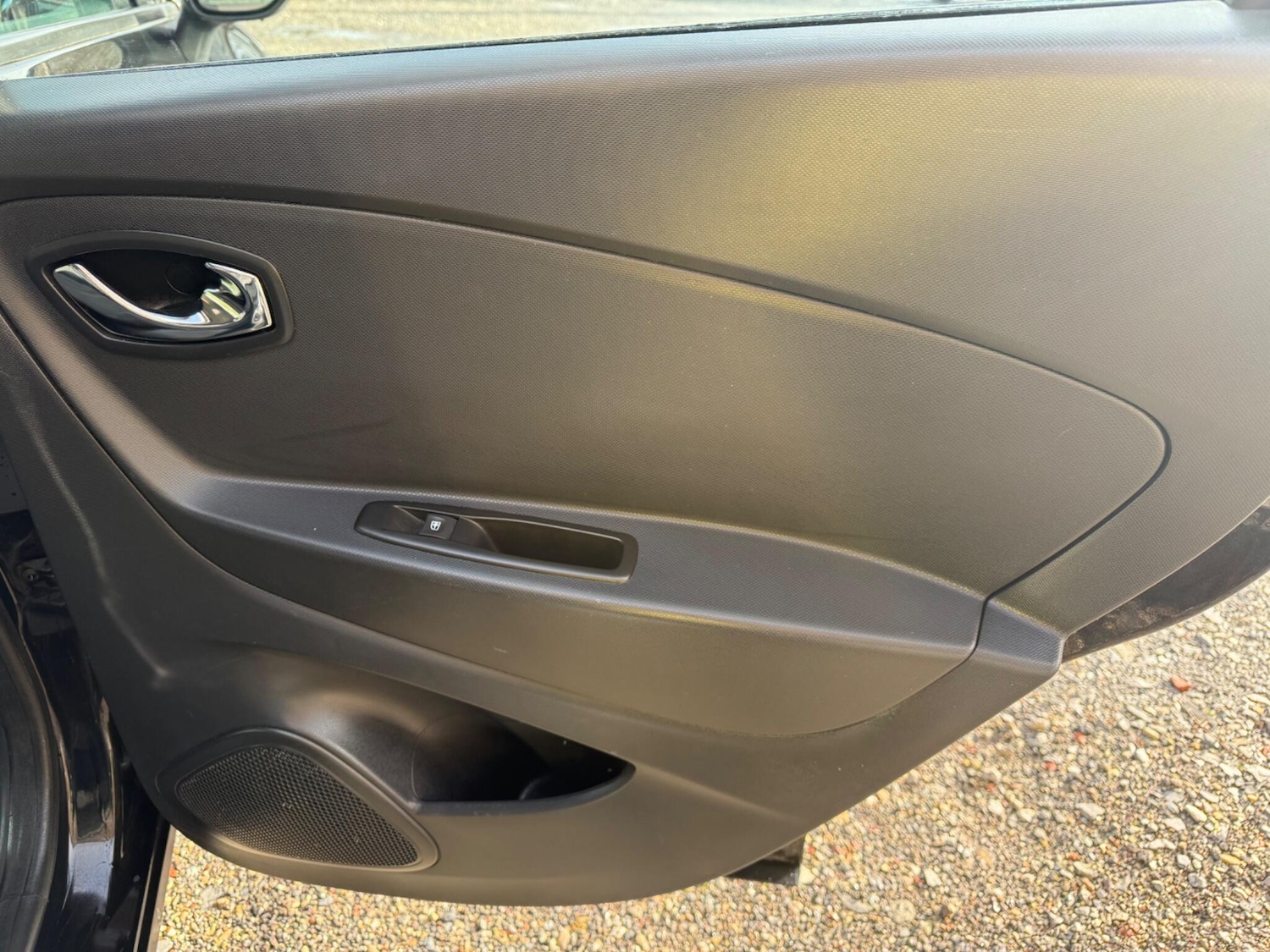 Used Renault Captur 2015 for sale - 77510259: Photo 26