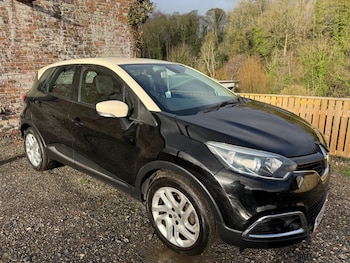 Used Renault Captur 2015 for sale - 77510259: Photo