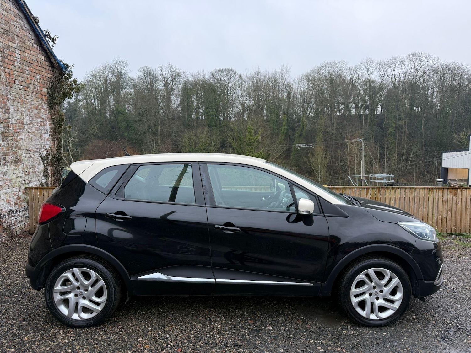 Used Renault Captur 2015 for sale - 77510259: Photo 8