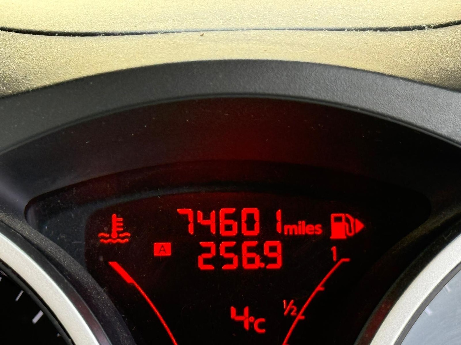 Used Nissan Juke 2013 for sale - 78034777: Photo 28