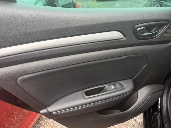 Used Renault Megane 2016 for sale - 75589821: Photo 21