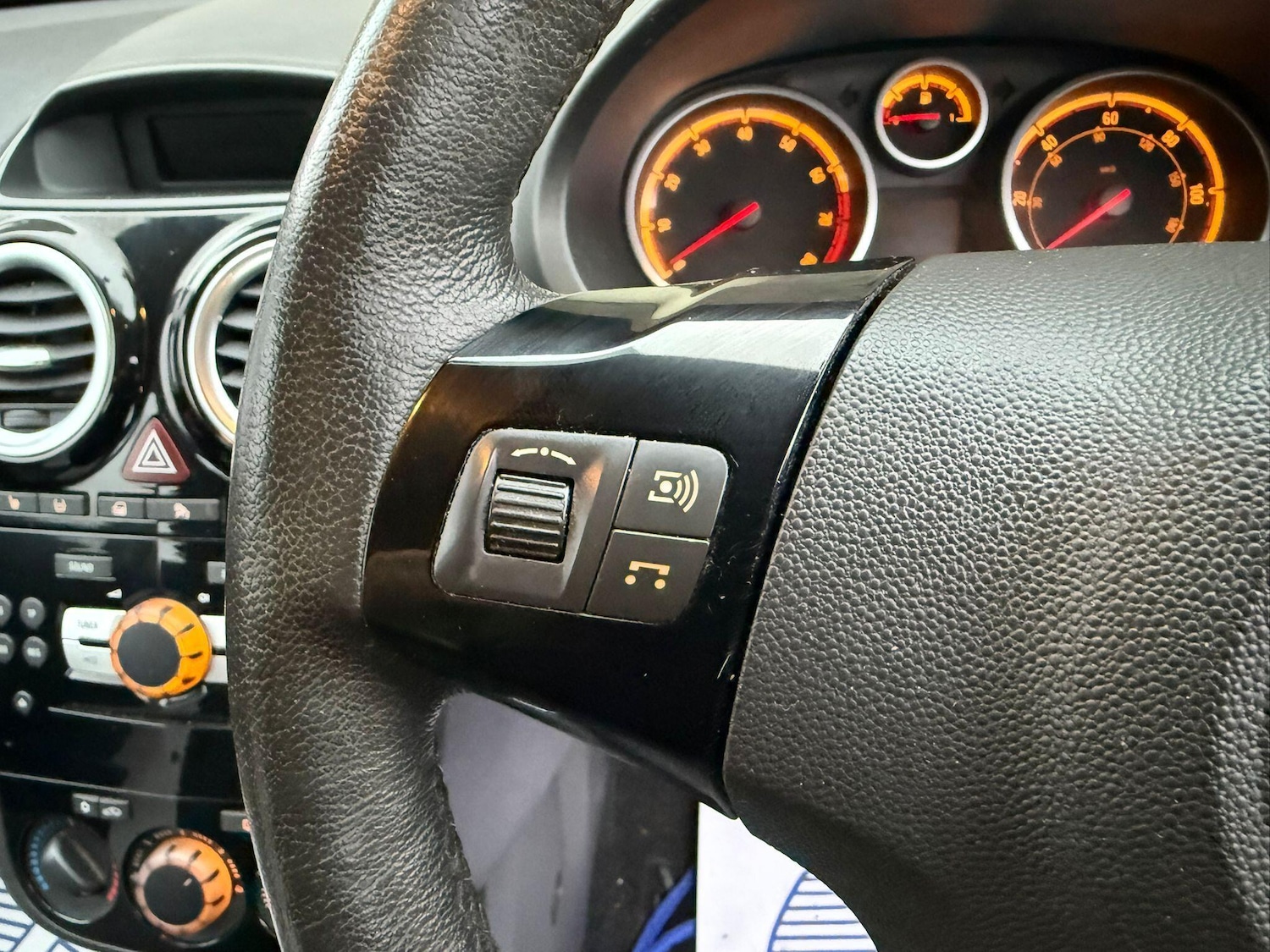 Used Vauxhall Corsa 2014 for sale - 76865864: Photo 19