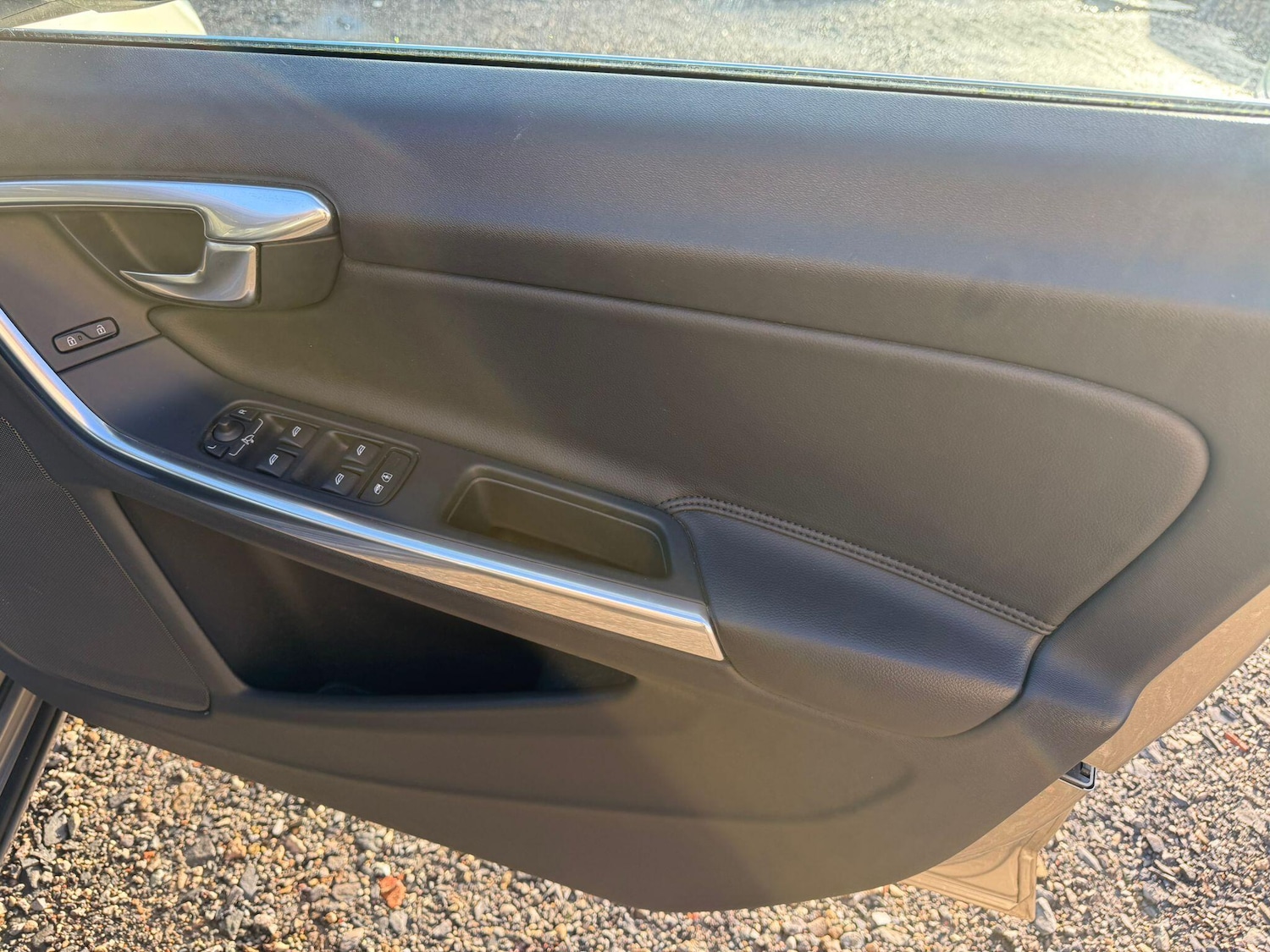 Used Volvo V60 2012 for sale - 76865413: Photo 31