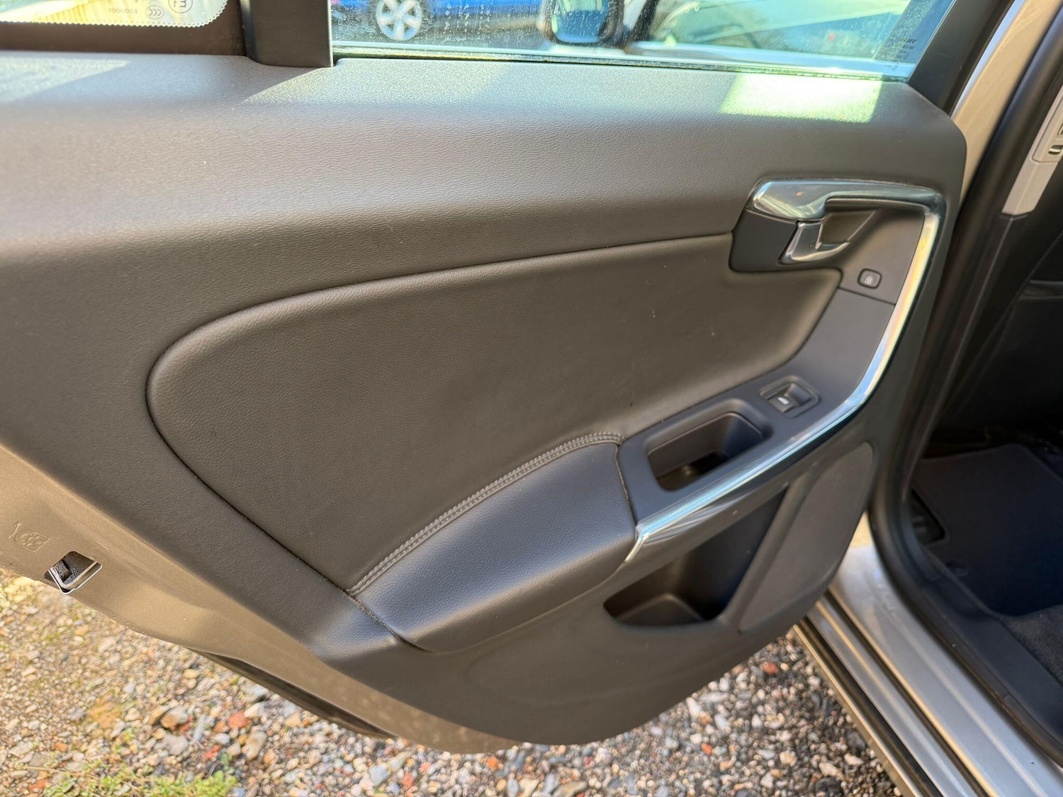 Used Volvo V60 2012 for sale - 76865413: Photo 34