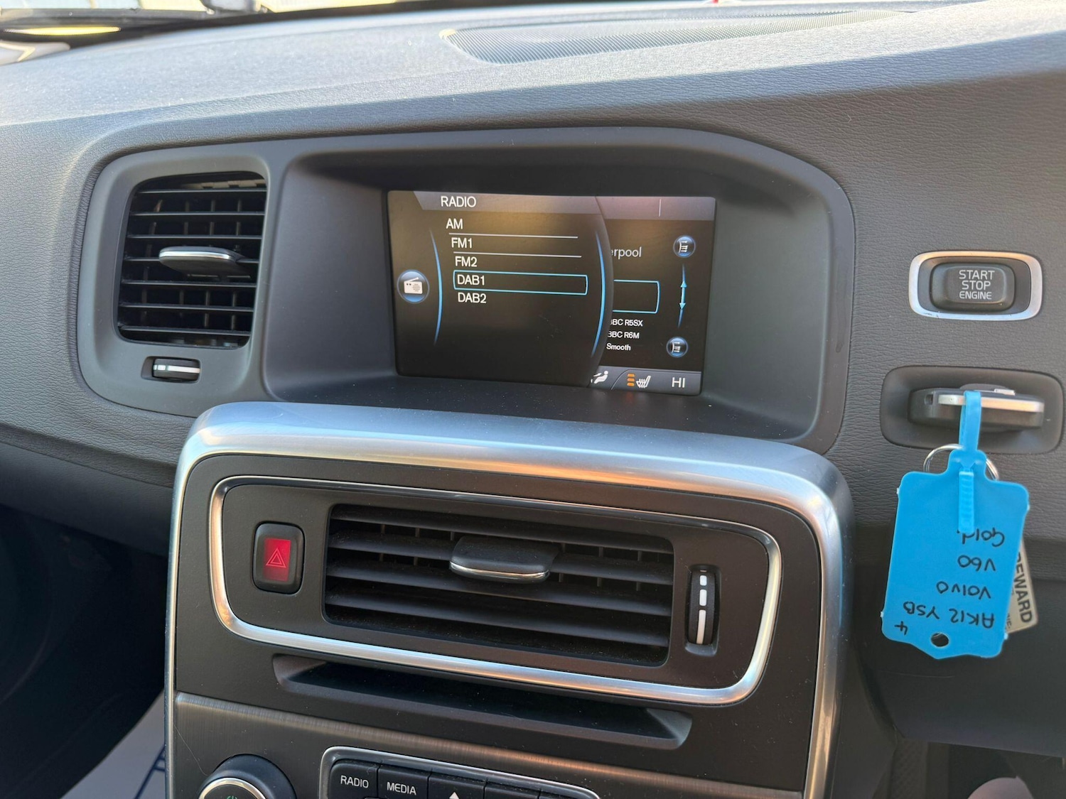 Used Volvo V60 2012 for sale - 76865413: Photo 36