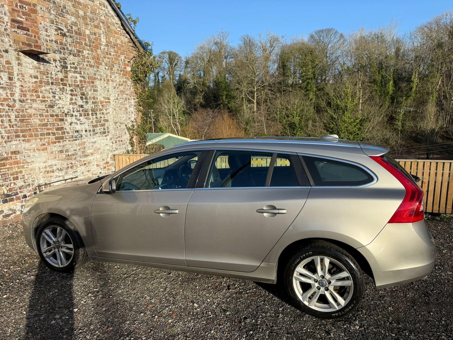 Used Volvo V60 2012 for sale - 76865413: Photo 7