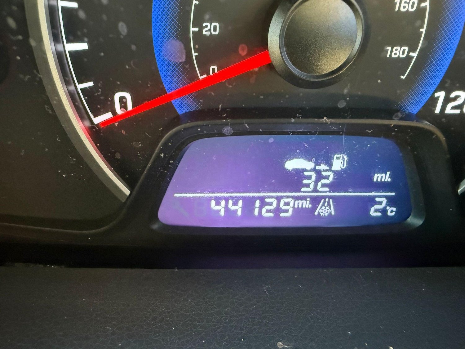 Used Hyundai i10 2014 for sale - 76633328: Photo 24