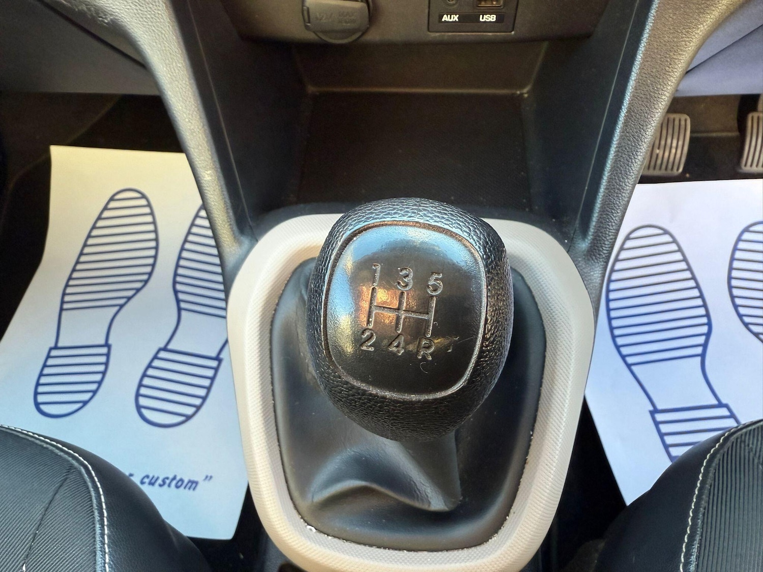 Used Hyundai i10 2014 for sale - 76633328: Photo 9