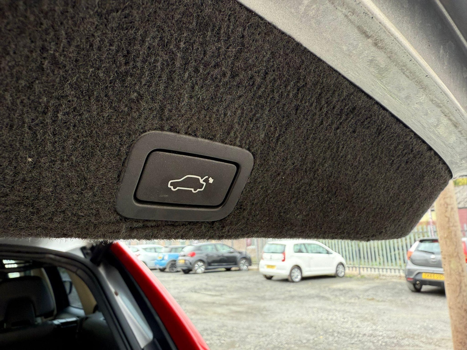 Used Volvo XC60 2011 for sale - 76122252: Photo 24